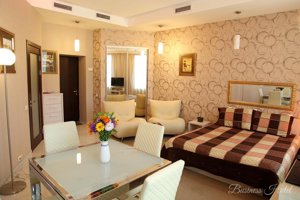 Business Hotel Jarkov Habitación foto