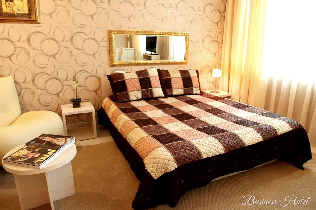 Business Hotel Jarkov Habitación foto